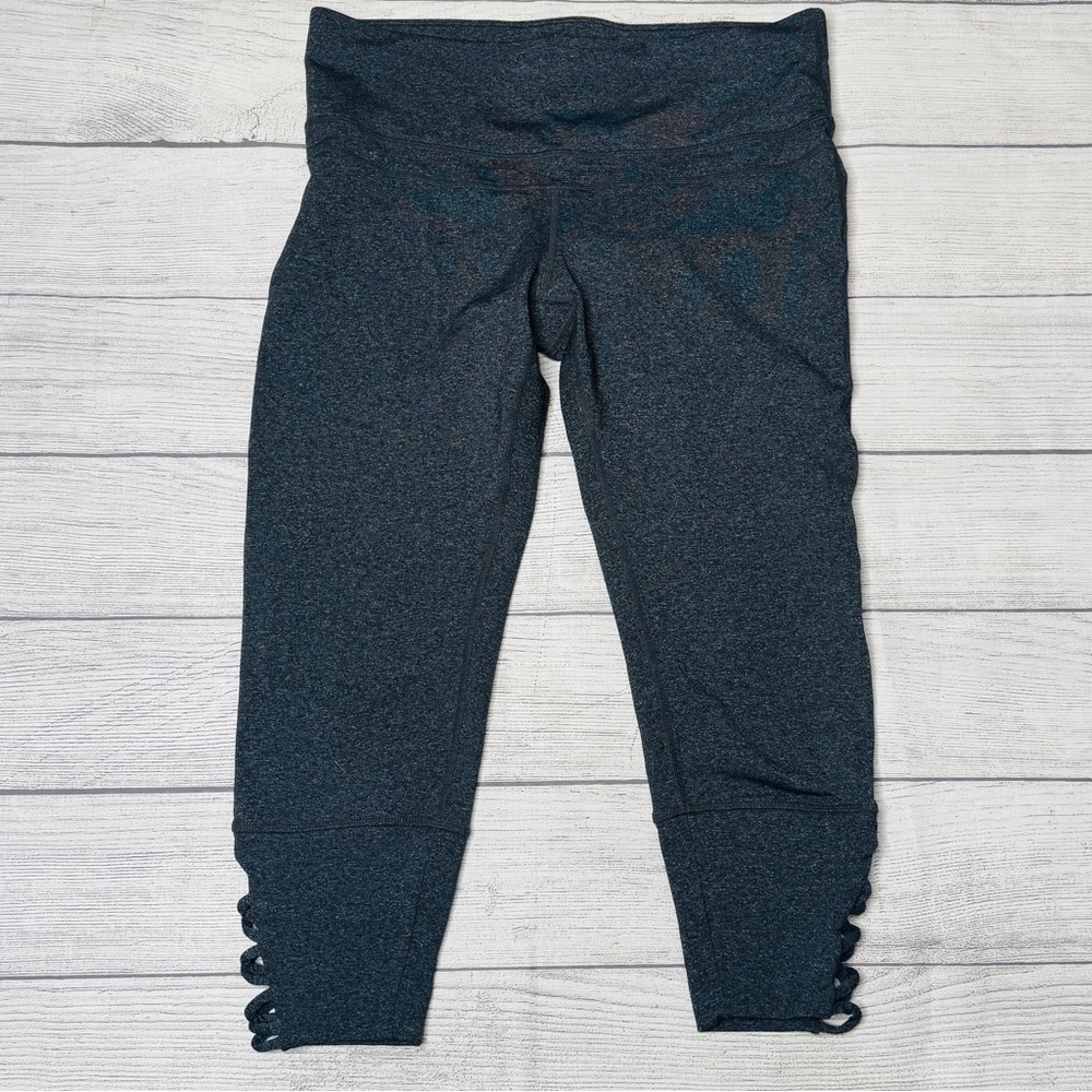 Prana Leggings Womens Medium Gray Capri Stretch Lace Up Hem Yoga Athleisure